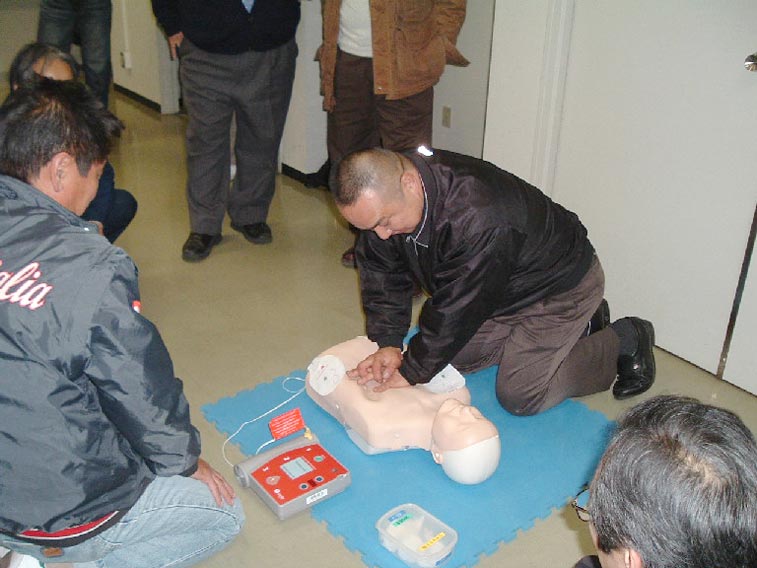 AED講習会の写真３