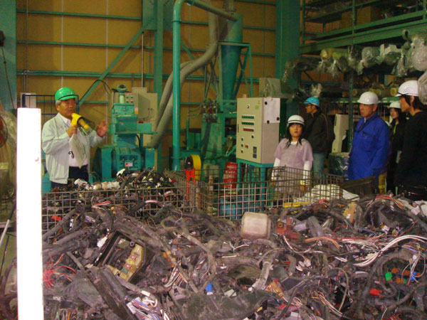 自動車解体工場見学会 ６